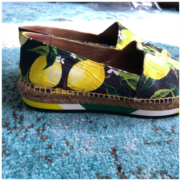 SOLD ON AKZNYC - Picture 4 of 8